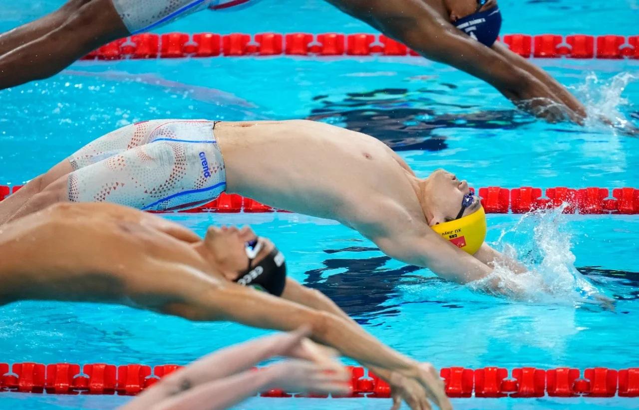 美国队带队取胜！，德布劳内重要时刻战术调整比赛高潮迭起的简单介绍