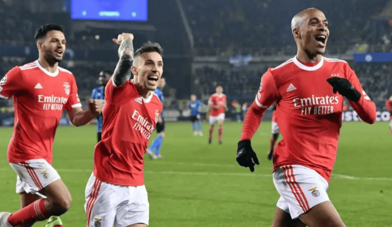 包含集结日欧超杯传出新动向，本菲卡内部沟通，管理层表态：信心回归，心理建设被强调的词条